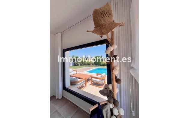 Bestaande woning - Villa - Estepona  - Estepona Centro