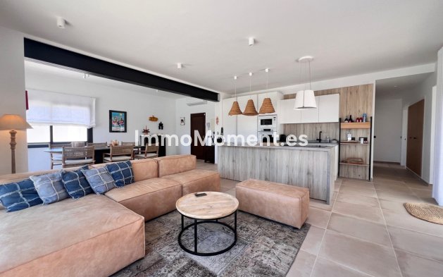 Bestaande woning - Villa - Estepona  - Estepona Centro