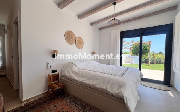 Bestaande woning - Villa - Estepona  - Estepona Centro