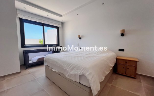 Bestaande woning - Villa - Estepona  - Estepona Centro