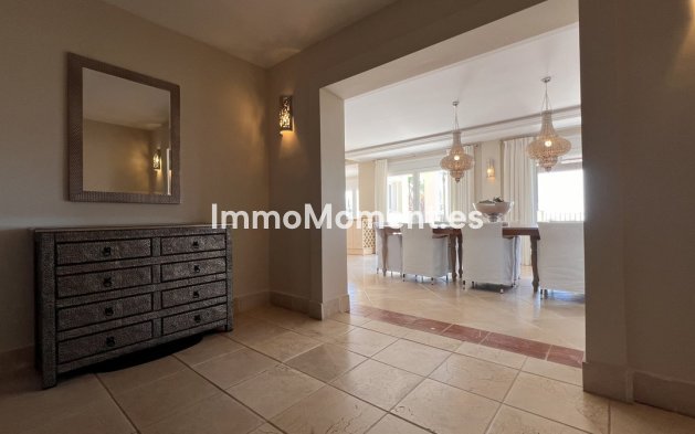 Reventa - Villa - Estepona  - El Padron