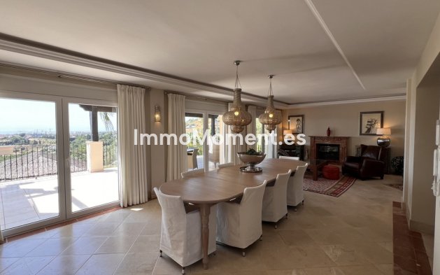 Reventa - Villa - Estepona  - El Padron