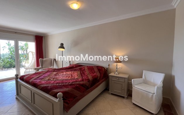 Reventa - Villa - Estepona  - El Padron