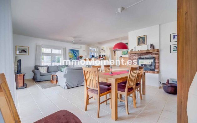 Wiederverkauf - Villa - Mijas - Sierrezuela