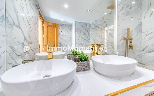 Resale - Apartment - Benalmadena - Torrequebrada