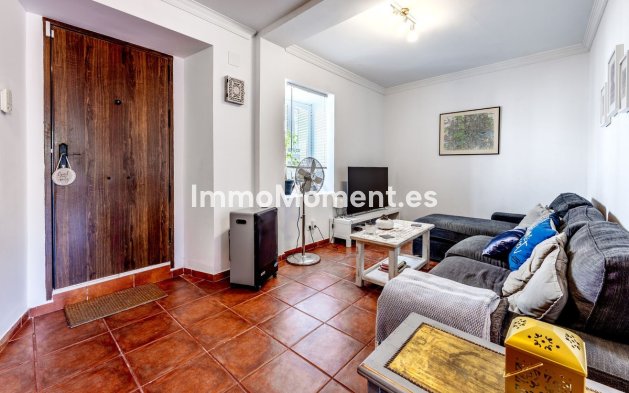 Wiederverkauf - Reihenhaus -   Inländisch - Alhaurín el Grande Centro