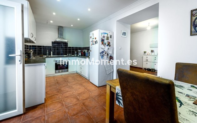 Wiederverkauf - Reihenhaus -   Inländisch - Alhaurín el Grande Centro