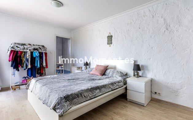 Wiederverkauf - Reihenhaus -   Inländisch - Alhaurín el Grande Centro