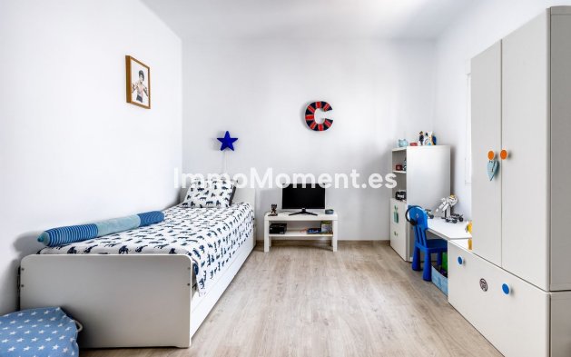 Wiederverkauf - Reihenhaus -   Inländisch - Alhaurín el Grande Centro