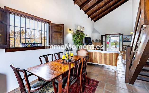 Revente - Maison de campagne - Intérieur                       - Coín