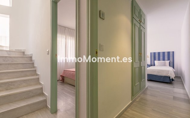 Revente - Villa - Marbella - Costabella