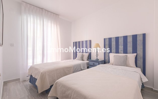 Revente - Villa - Marbella - Costabella