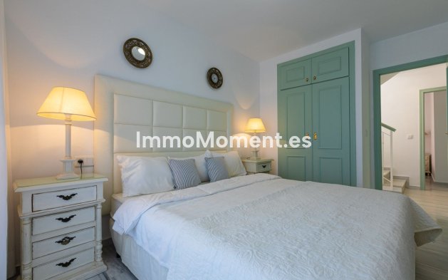 Revente - Villa - Marbella - Costabella