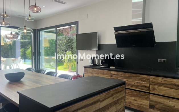 Revente - Villa - Marbella - Nagüeles