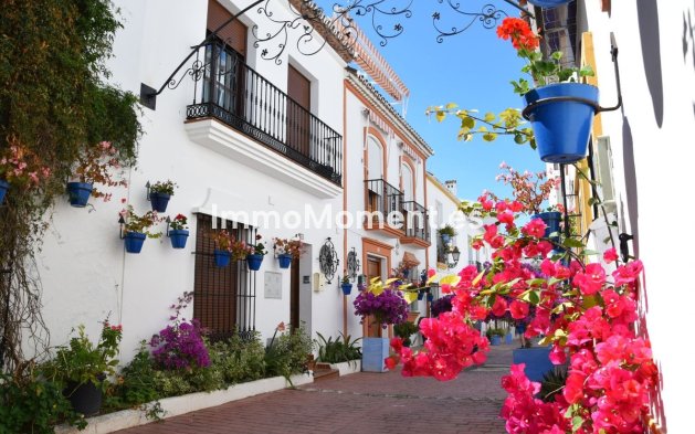 Wiederverkauf - Wohnung - Estepona  - Estepona Centro