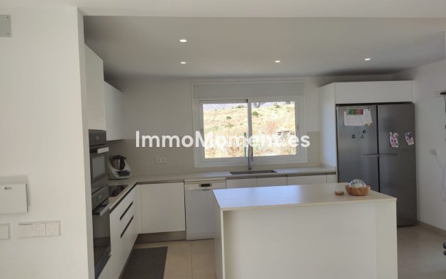 Wiederverkauf - Villa - Estepona  - Estepona Centro