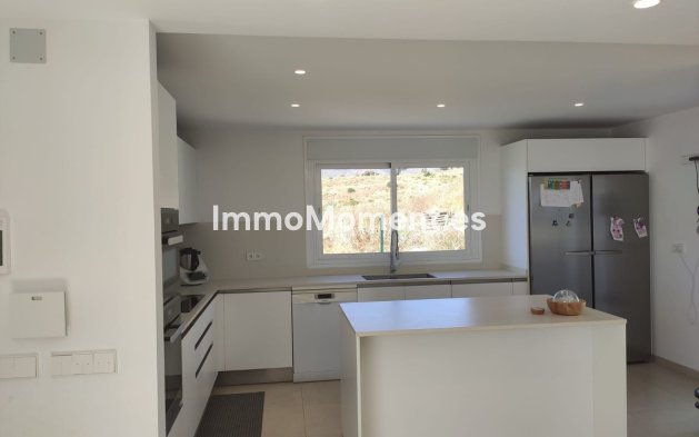 Wiederverkauf - Villa - Estepona  - Estepona Centro