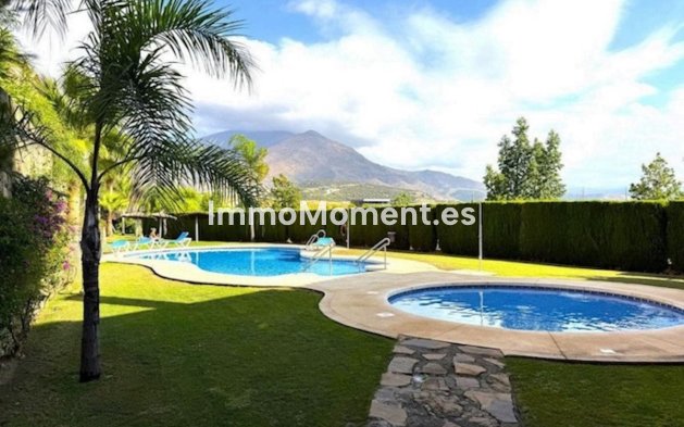 Revente - Maison mitoyenne - Estepona  - Estepona Centro