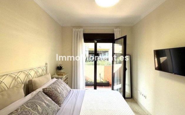 Revente - Maison mitoyenne - Estepona  - Estepona Centro