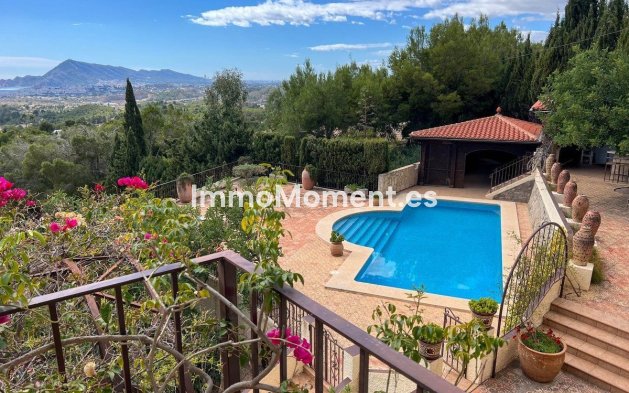 Resale - Villa - Altea - Altea Centro