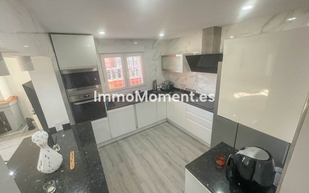 Resale - Villa - Calpe - Calpe Centro