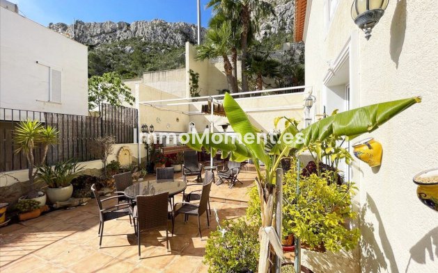 Resale - Villa - Calpe - Calpe Centro