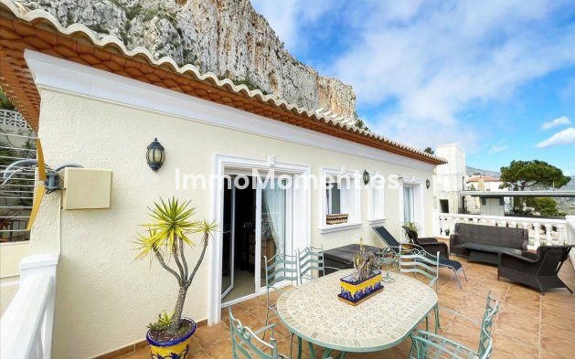Resale - Villa - Calpe - Calpe Centro
