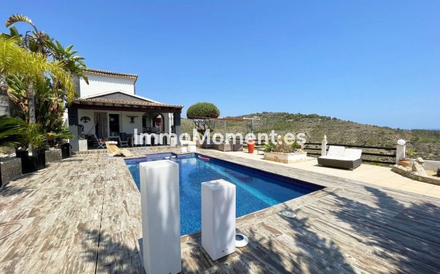 Resale - Villa - Calpe - Calpe Centro