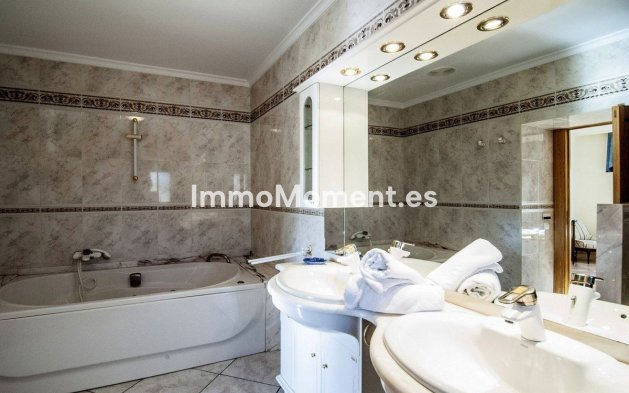 Resale - Villa - Benissa - Benissa Centro