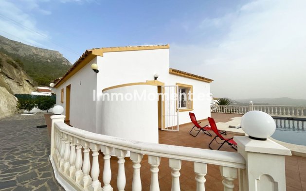 Resale - Villa - Calpe - Calpe Centro