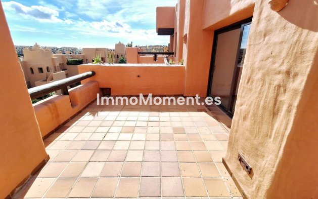 Resale - Apartment - Manilva - La Duquesa