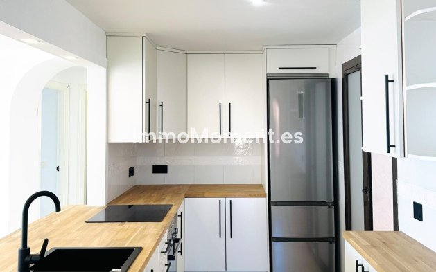 Resale - Apartment - Manilva - La Duquesa