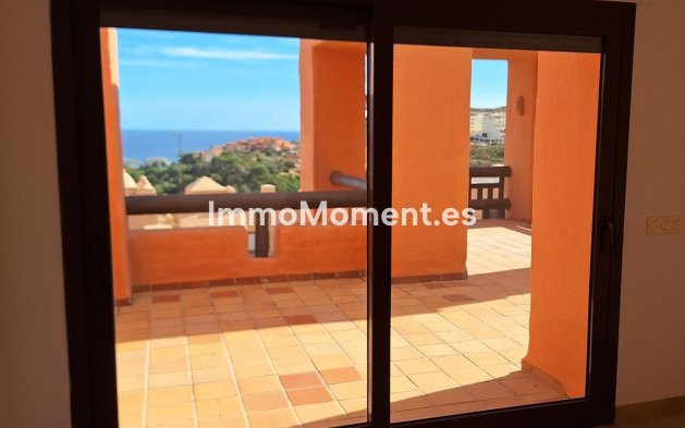 Resale - Apartment - Manilva - La Duquesa