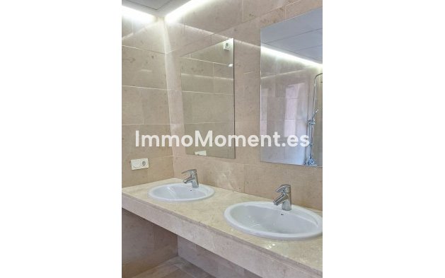 Resale - Apartment - Manilva - La Duquesa