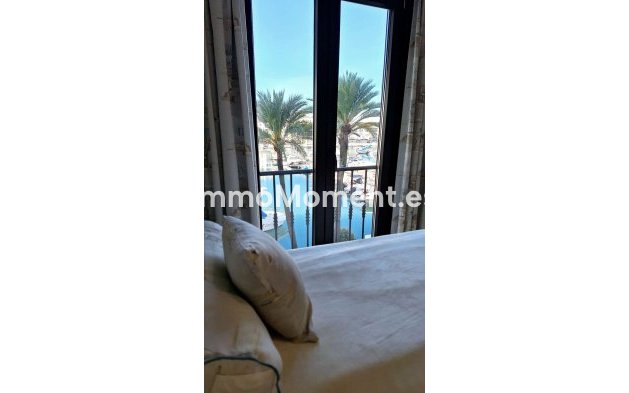 Resale - Apartment - Manilva - La Duquesa