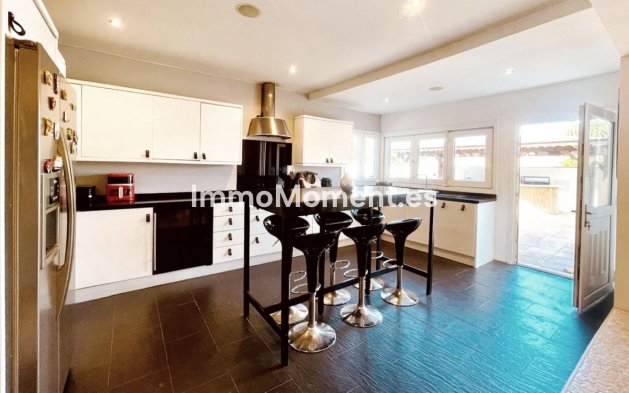 Reventa - Villa - Manilva - La Duquesa