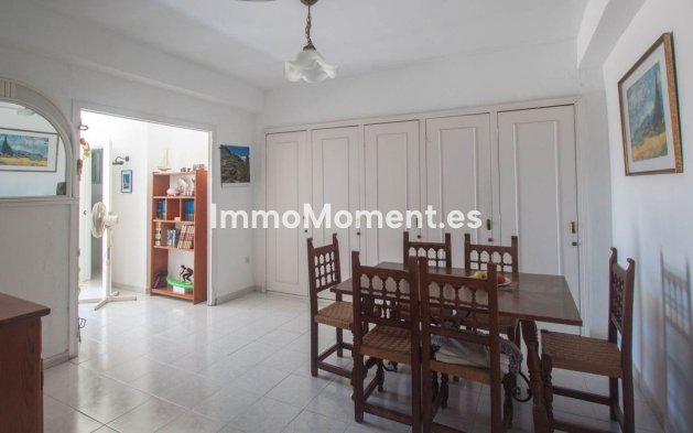 Wiederverkauf - Villa - Estepona  - Estepona Centro