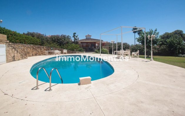 Wiederverkauf - Villa - Estepona  - Estepona Centro