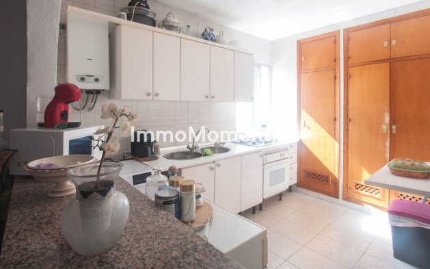 Revente - Maison de campagne - Estepona  - Estepona Centro