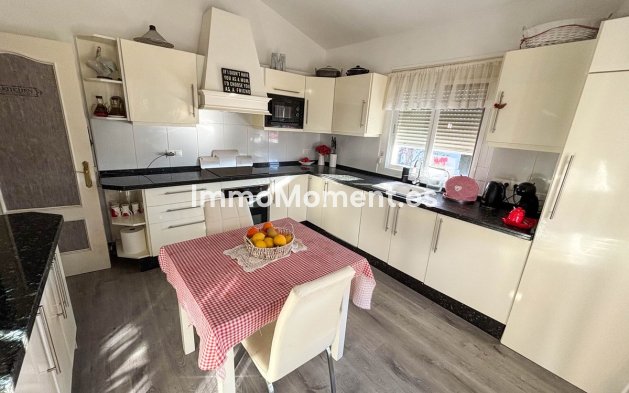 Wiederverkauf - Landhaus - Estepona  - Estepona Centro