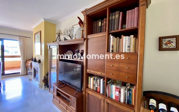 Resale - Apartment - Estepona - New Golden Mile