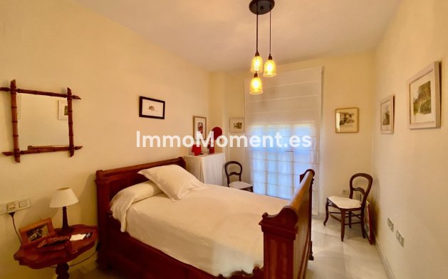 Resale - Apartment - Estepona - New Golden Mile