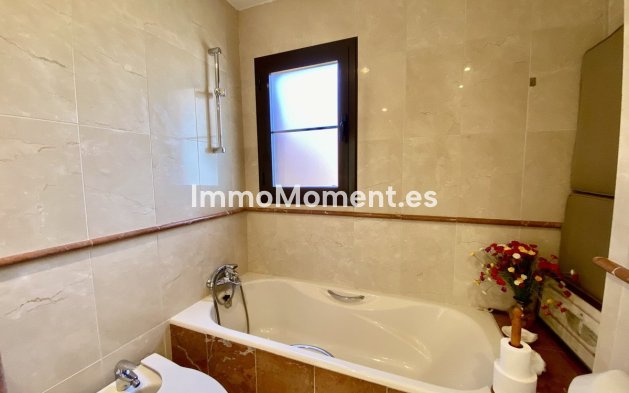 Resale - Apartment - Estepona - New Golden Mile