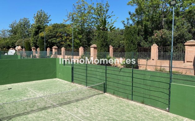 Resale - Apartment - Estepona - New Golden Mile