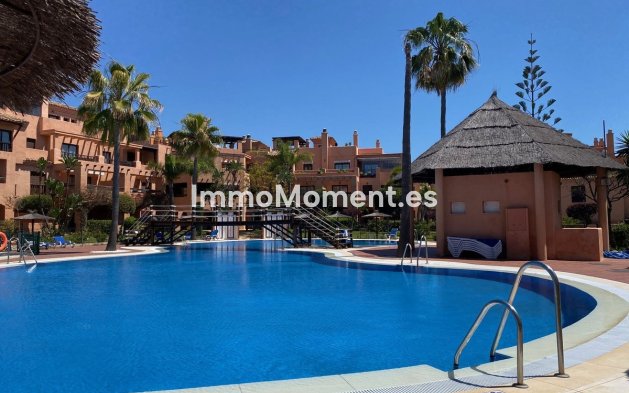 Resale - Apartment - Estepona - New Golden Mile