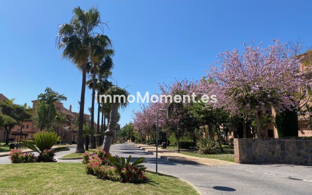 Resale - Apartment - Estepona - New Golden Mile
