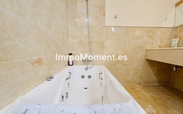 Wiederverkauf - Wohnung - Marbella - Altos de los Monteros