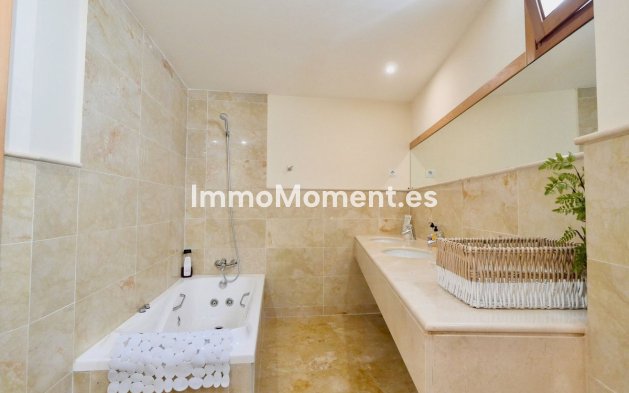 Wiederverkauf - Wohnung - Marbella - Altos de los Monteros