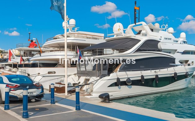 Wiederverkauf - Wohnung - Marbella - Puerto Banús