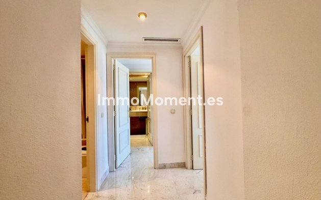 Wiederverkauf - Wohnung - Marbella - Puerto Banús